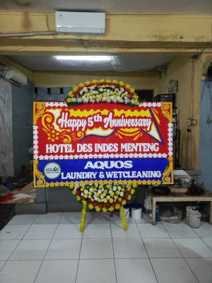Papan Bunga di San Antonio Pik 2